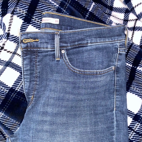 Straight Leg Levi’s - Picture 2 of 2